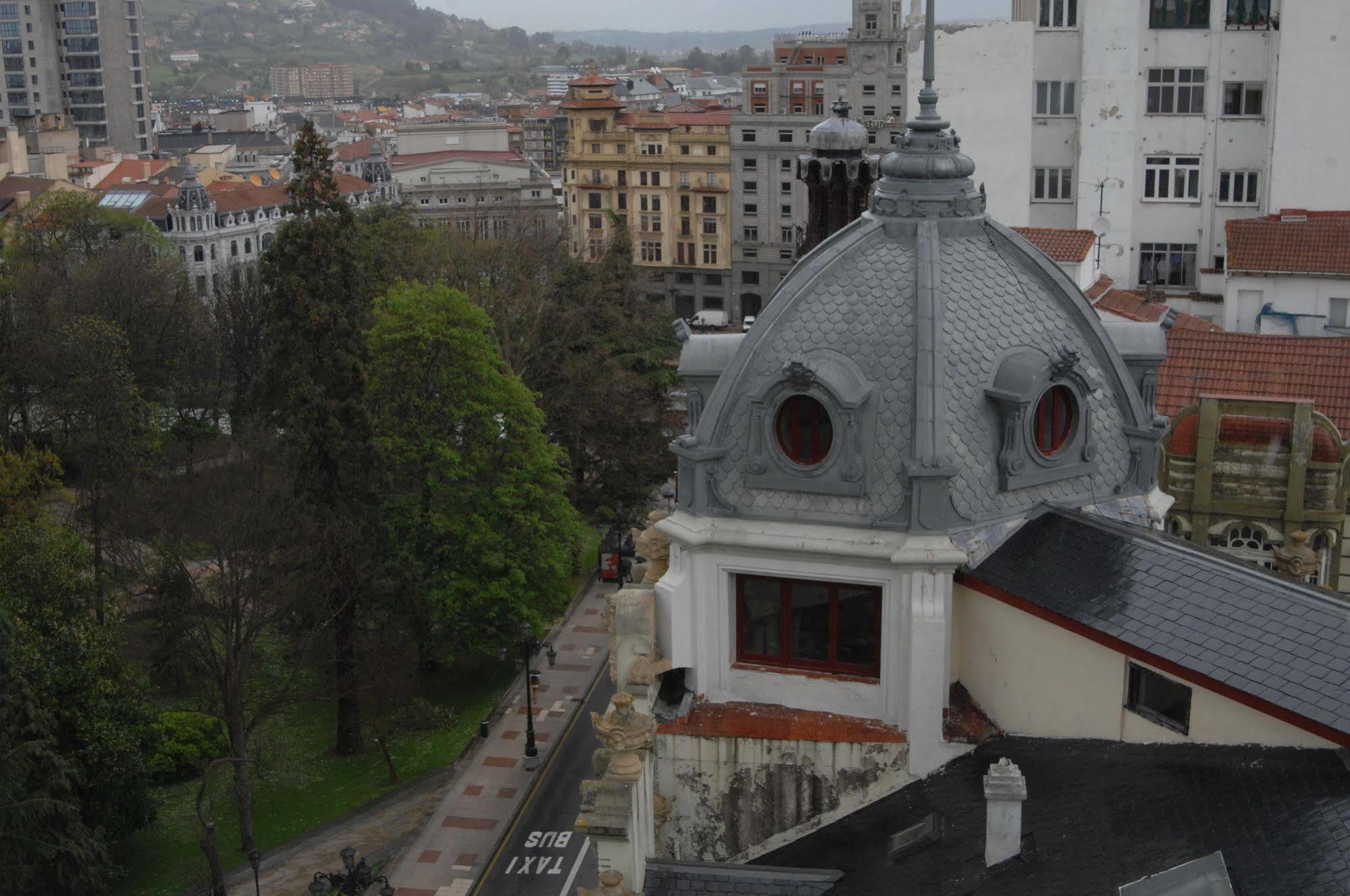 Santacruz Hotell Oviedo Eksteriør bilde